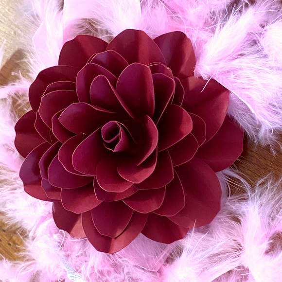 Set of 8 Marvelous 3D Shaded Camellias Flowers - Brand New - Picture 13 of 16